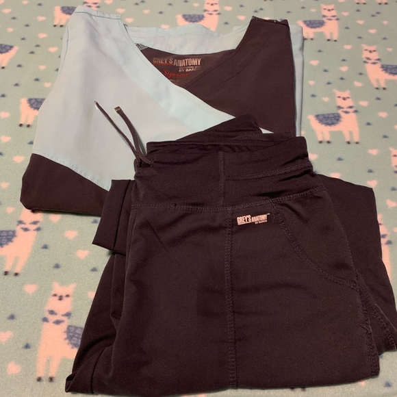 Scrub sets - Picture 7 of 8